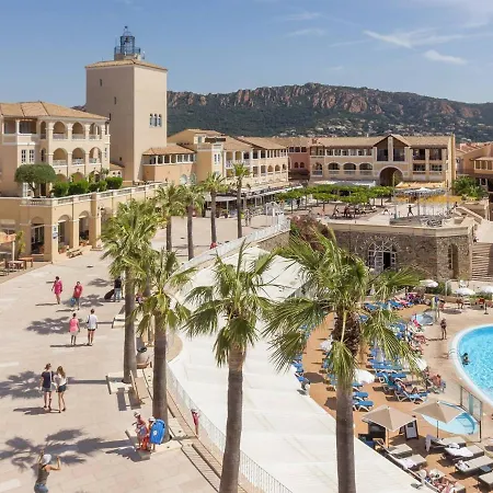 A Saint-raphael Avec Terrasse Et Piscine - Fr-1-504-609 Apartment Saint-Raphael (Var)